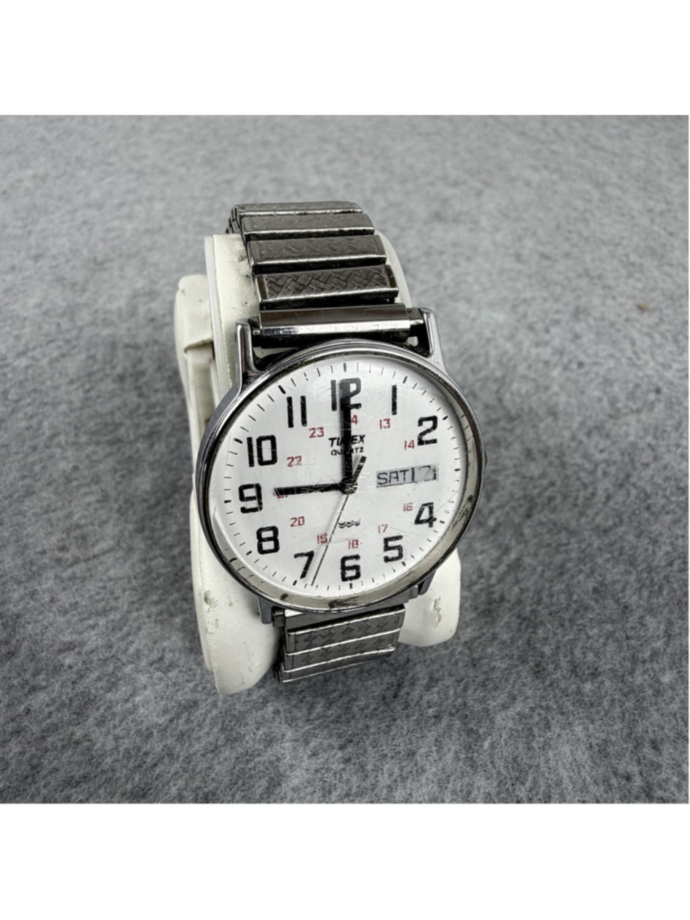VINTAGE 1980s TIMEX INDIGLO Men’s Quartz Day Date Watch 40mm Needs Battery